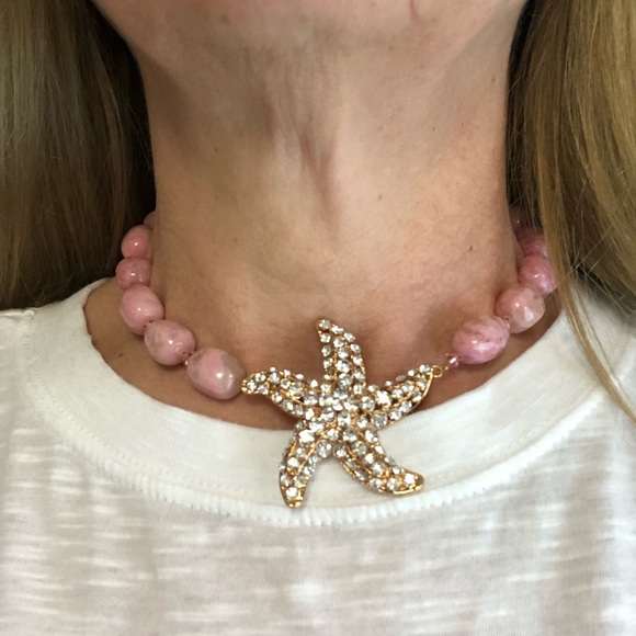 Magnetic Clasp Starfish Brooch Necklace - Picture 3 of 5